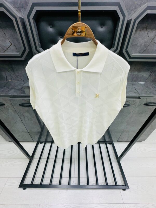 Louis Vuitton - LV068