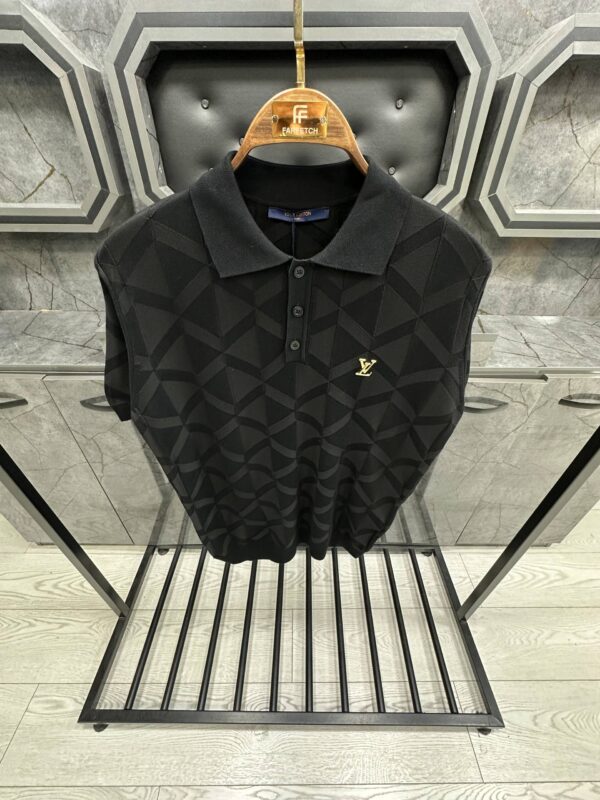 Louis Vuitton - LV067