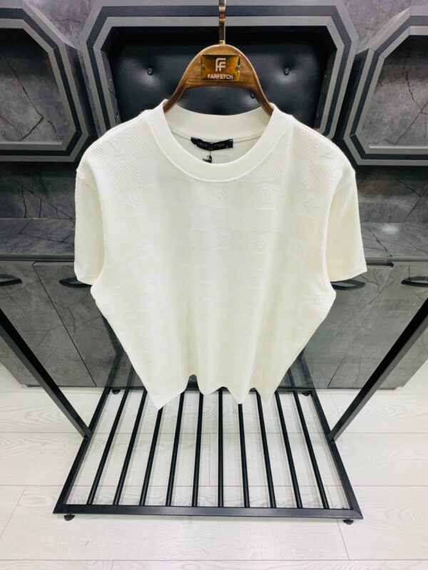 Louis Vuitton - LV070