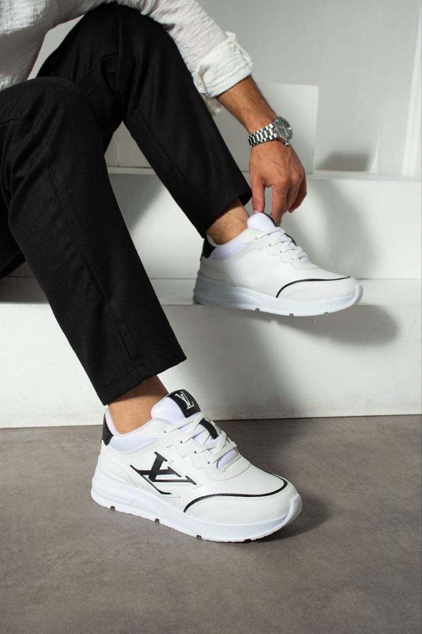 9E6A52C9-1CB5-4483-B6BA-A23A9A5E3009 Louis Vuitton LV Trainer Sneakers - Image 1