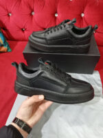 Prada - Image 2