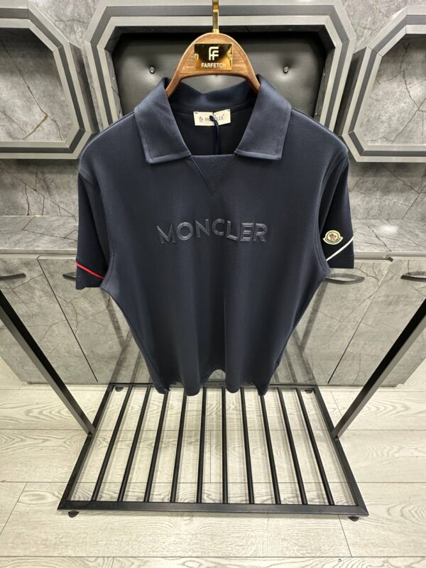 Moncler - MNC010