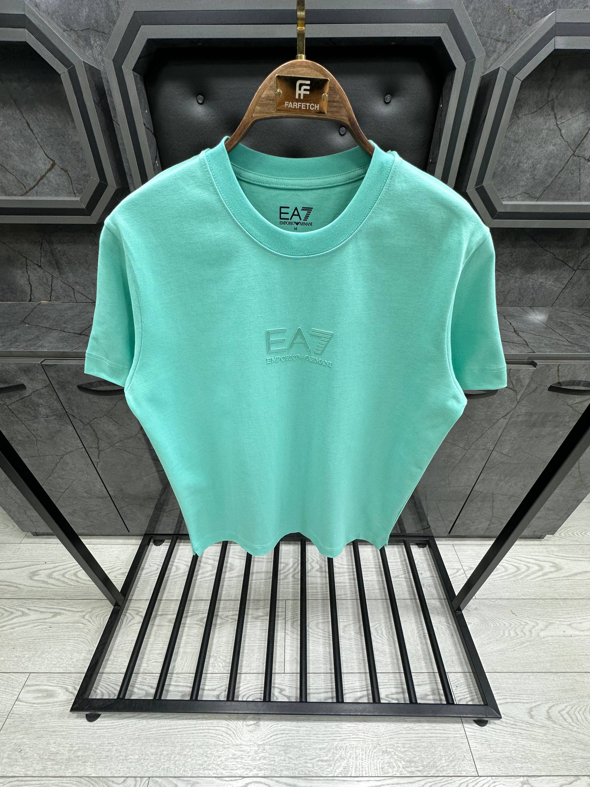 F33F0D9E-3BFB-471B-BE19-334BC918D63C Emporio Armani - EA0017 - Image 1