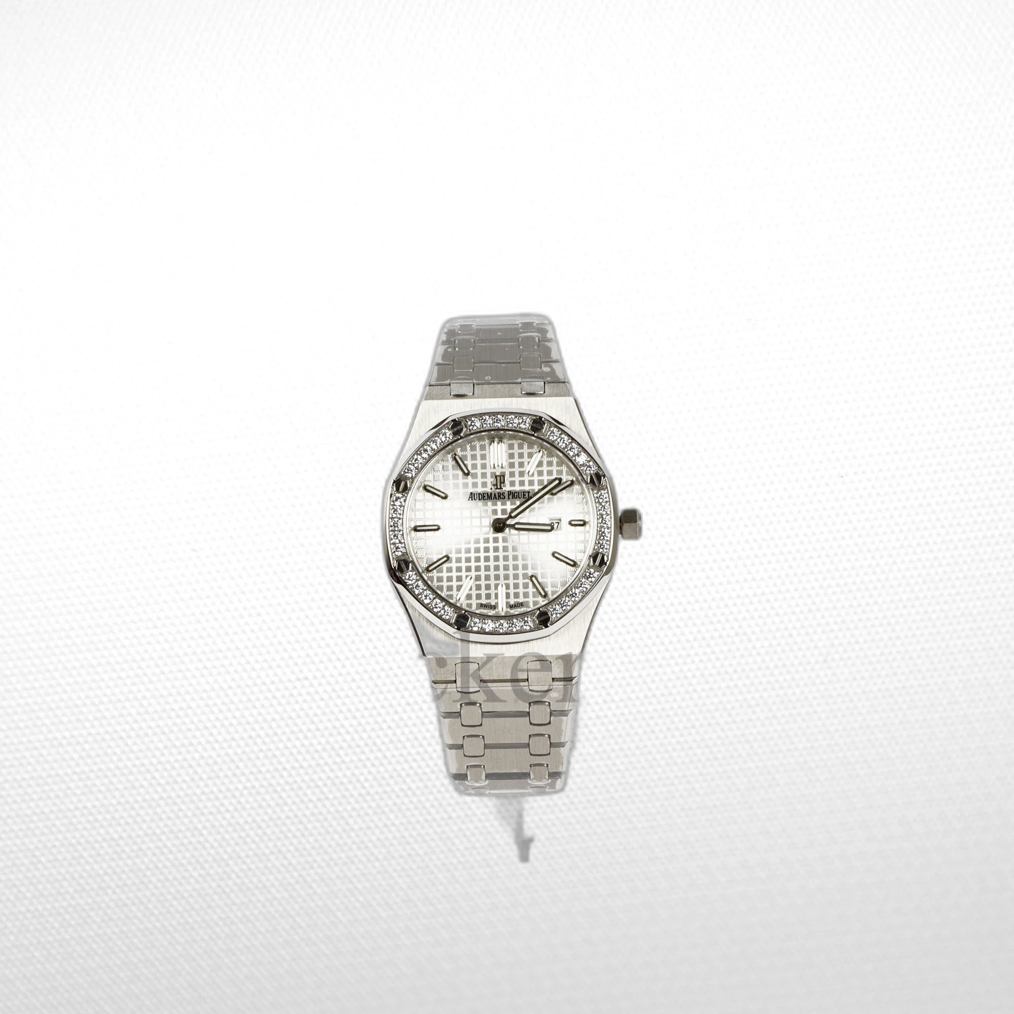 IMG_0844copy AUDEMARS PIGUET ROYAL OAK MARKS LADIES' 33MM - Image 1