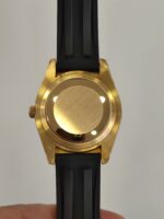Skydweller gold bezel white dial oyster flex - Image 3